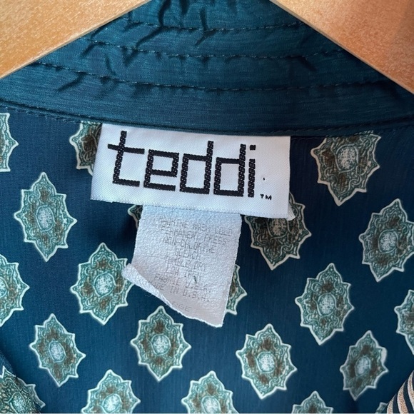 𝅺Vintage womens button front blouse jacket with shoulder pads size Medium green - Picture 4 of 10